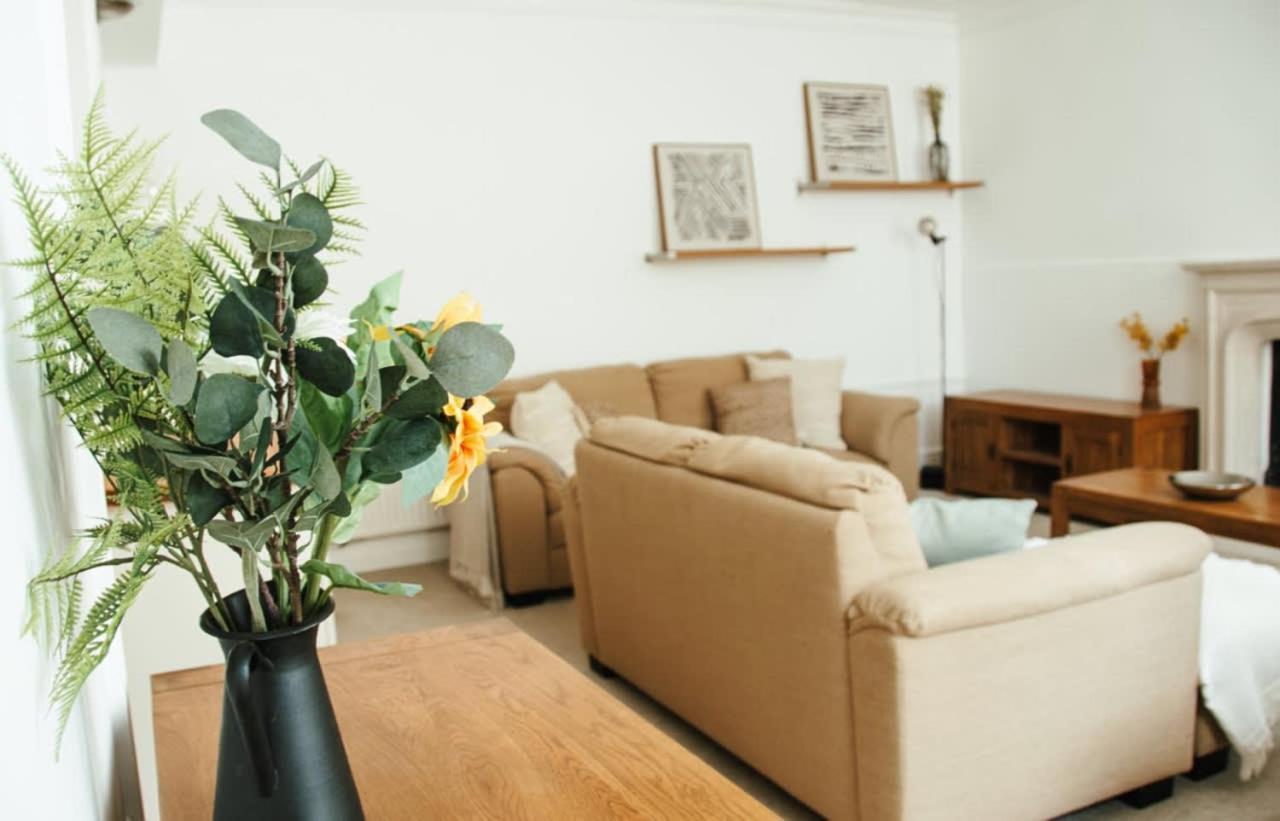 Garden Flat In Period Property Centrally Located Bath Exterior foto